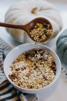 Crunchy Holiday Pumpkin Spice Granola Recipe